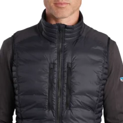 KUHL Men's Spyfire® Vest 2024 -Snow Gear Shop 1129 MsSpyfireVest Blackout Detail 1