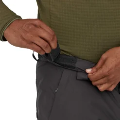 Patagonia Men's Insulated Powder Town Pant 2024 16 Patagonia Men's Insulated Powder Town Pant 2024 -Snow Gear Shop WBF22 31170 BLK JBWB